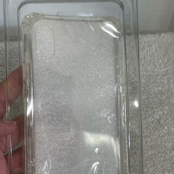 IPhone XR protective case - Picture 3 of 4